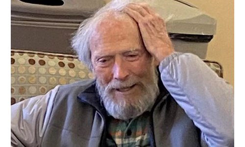 94 YAŞINDAKİ CLINT EASTWOOD FİLM ÇEKMEYE DOYAMIYOR